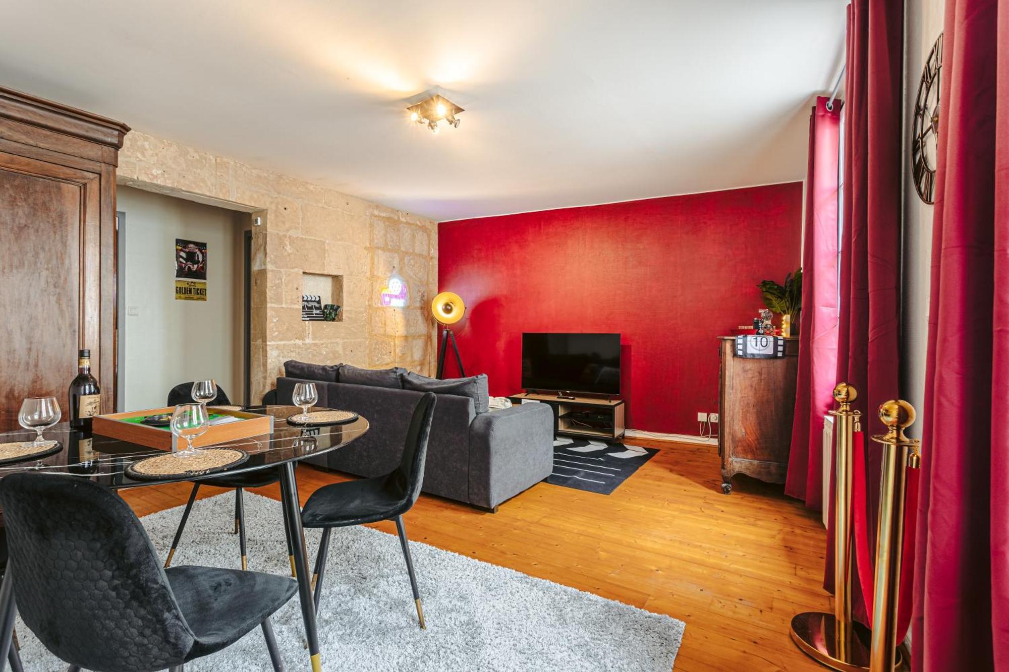 Olympia - Terrasse - Parking Gratuit - Centre Ville - Rez De Chaussee - Fibre Tv 4K ساتْ المظهر الخارجي الصورة